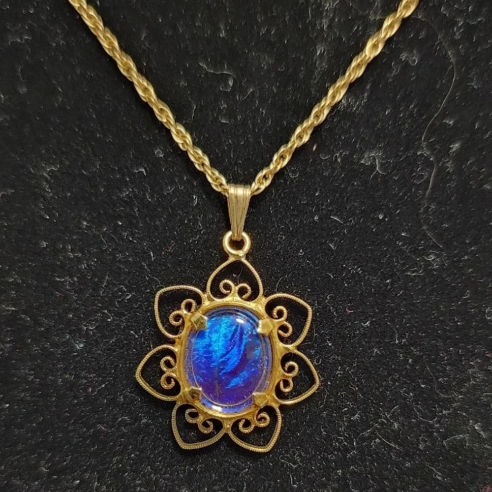 Vintage morpho butterfly wing 1/20 12kt gold filled Filigree pendant Necklace